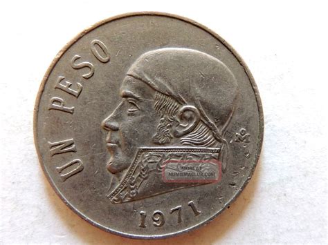 1971 un peso mexican coin.